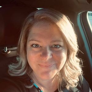 Meet your Posher, Geneviève